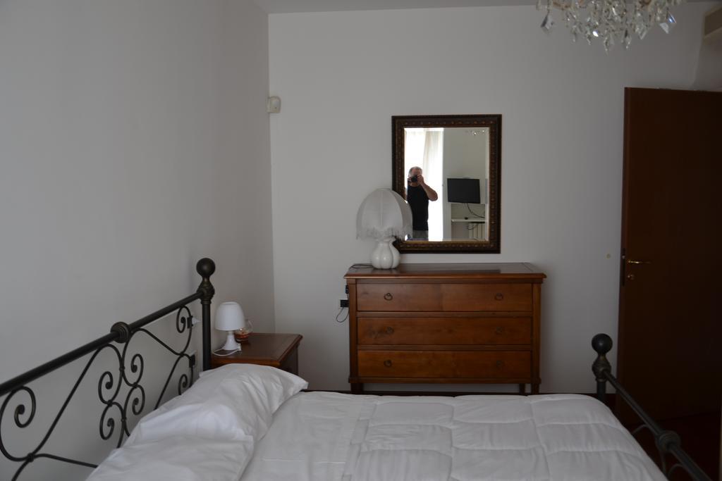 Bed&Breakfast Cesarina Bolonia Habitación foto